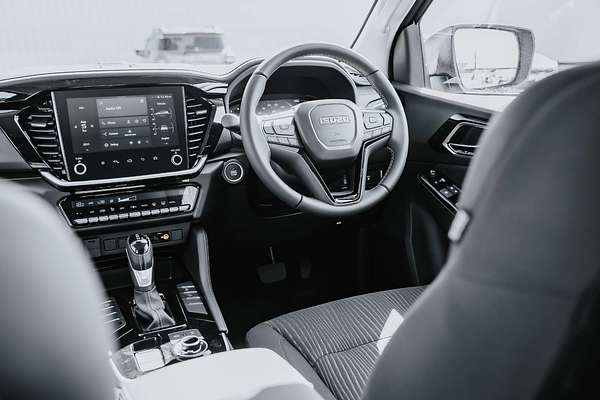 2025 Isuzu MU-X LS-U