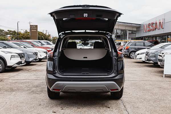 2025 Nissan X-TRAIL ST-L e-POWER T33