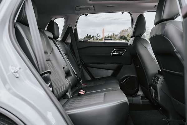 2025 Nissan X-TRAIL Ti-L T33