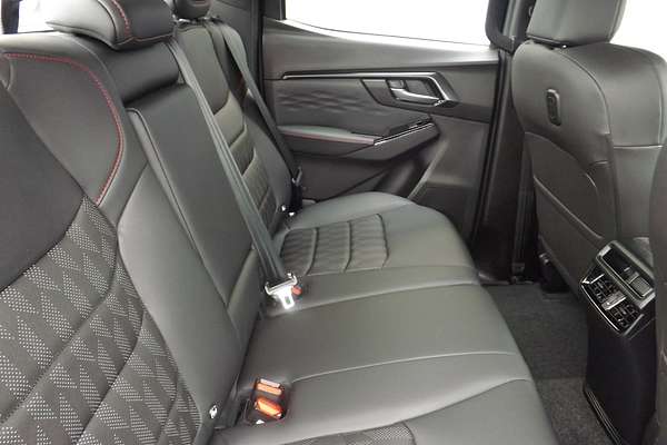 2025 Isuzu D-MAX X-TERRAIN 4X4