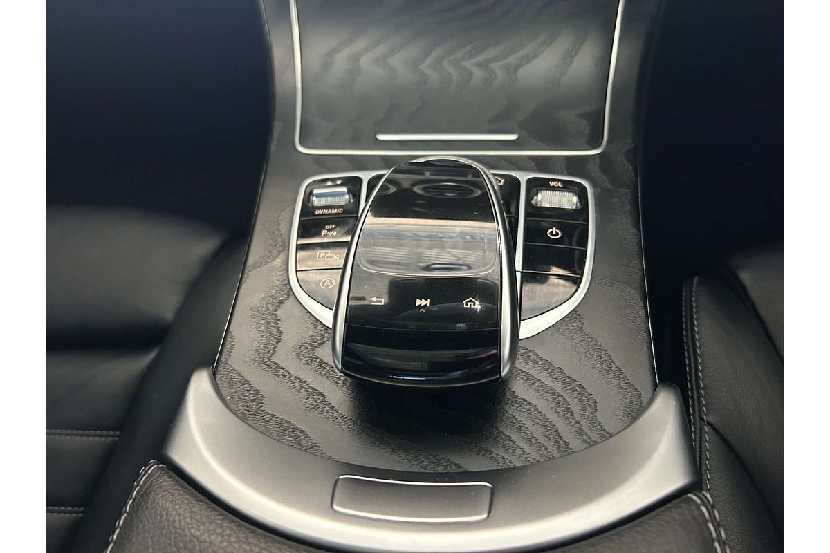 2019 Mercedes-Benz C-Class C300 W205