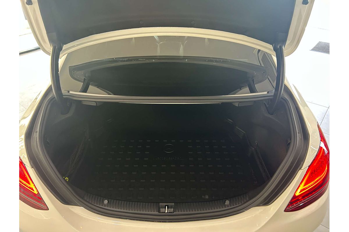 2019 Mercedes-Benz C-Class C300 W205