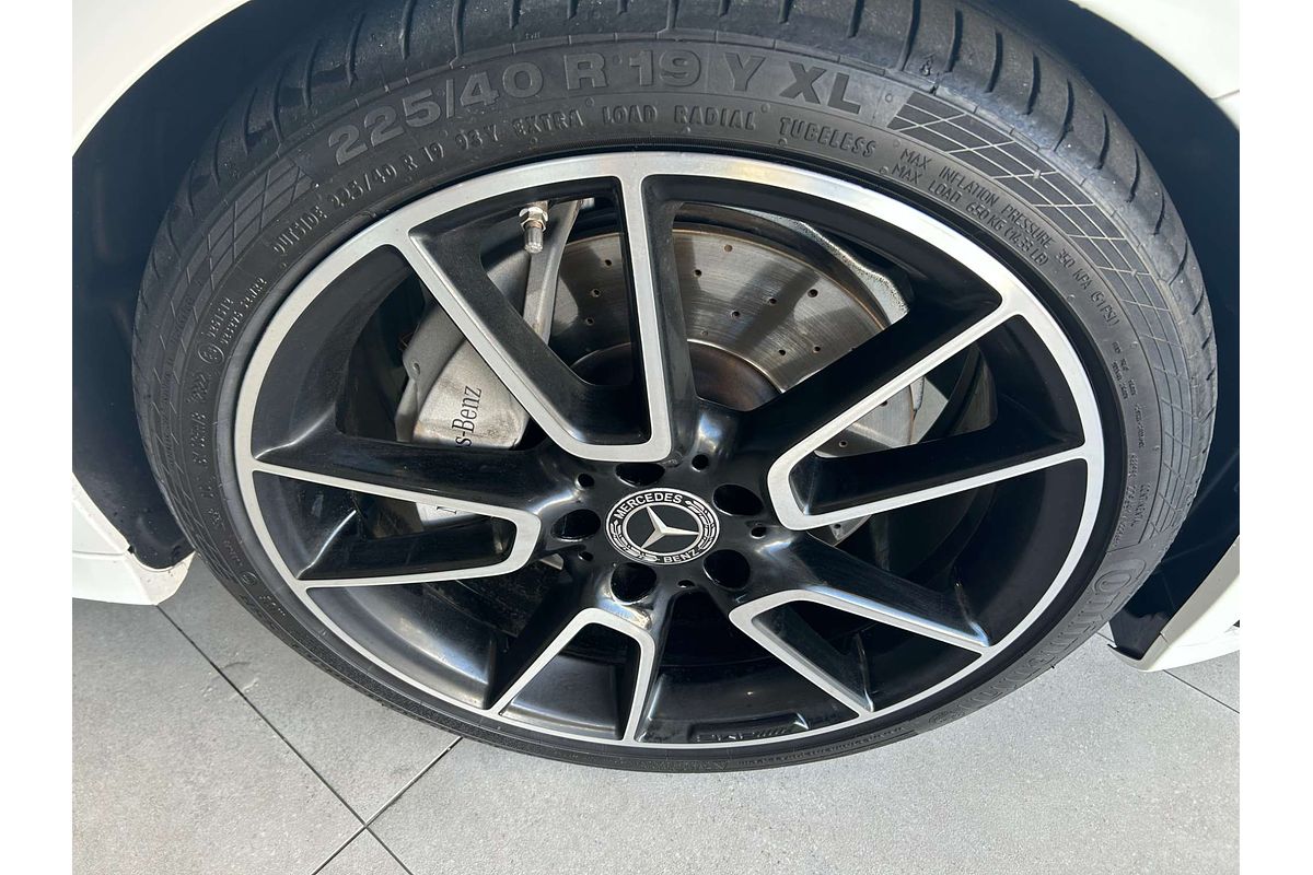 2019 Mercedes-Benz C-Class C300 W205