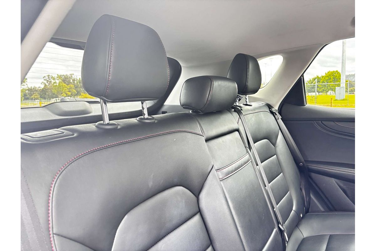 2020 MG HS Excite SAS23