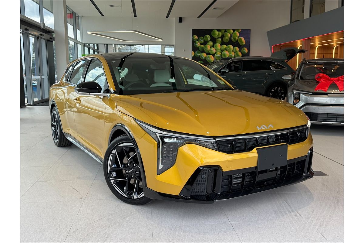 2025 Kia K4 GT-Line CL4m