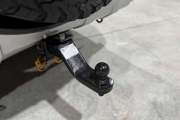 2018 Mitsubishi Pajero GLS NX