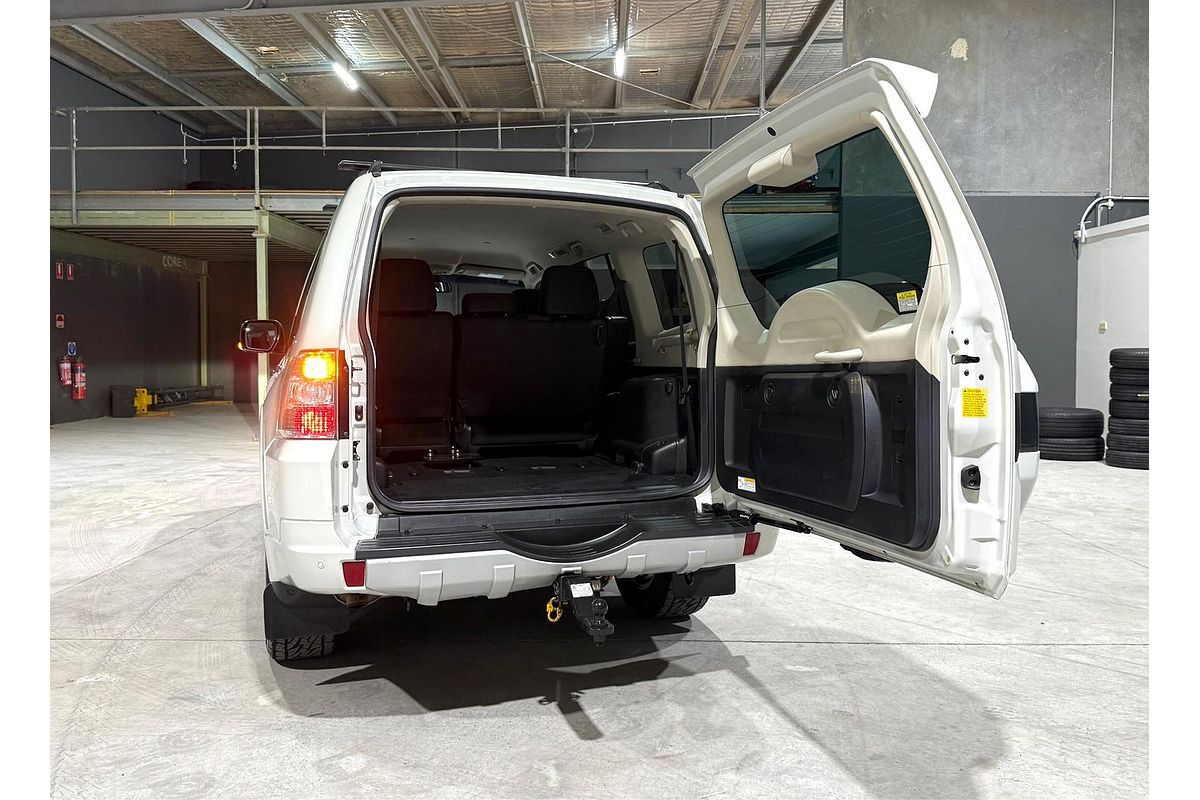 2018 Mitsubishi Pajero GLS NX