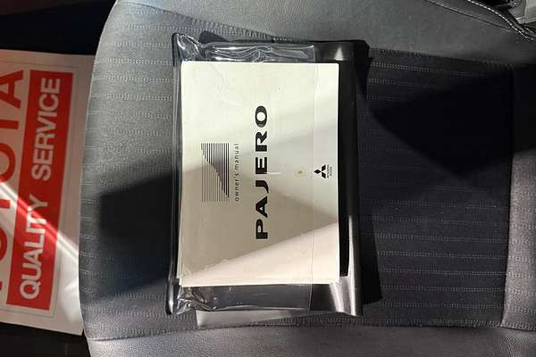 2018 Mitsubishi Pajero GLS NX