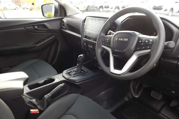 2025 Isuzu D-MAX SX High Ride Rear Wheel Drive