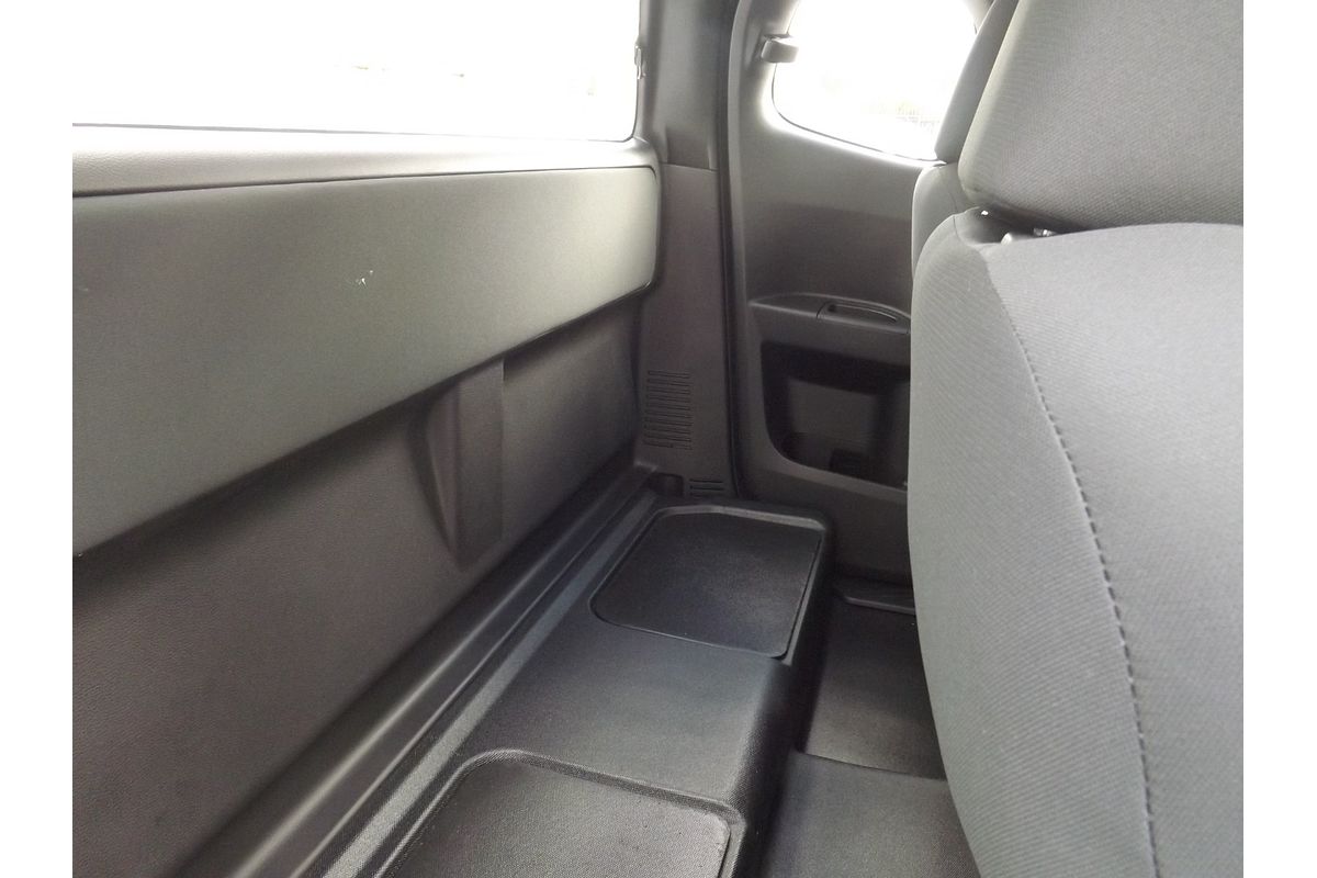 2025 Isuzu D-MAX SX High Ride Rear Wheel Drive