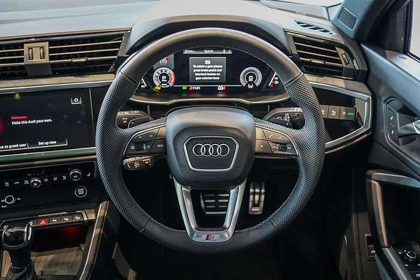 2025 Audi Q3 40 TFSI S line F3