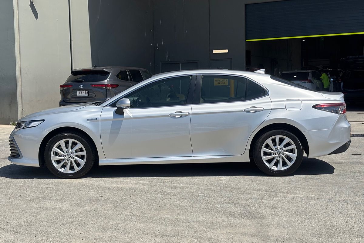 2024 Toyota Camry Ascent AXVH70R