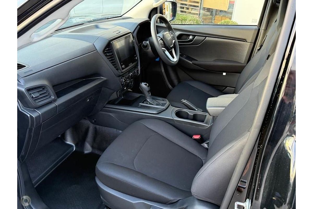 2025 Isuzu D-MAX SX 4X4