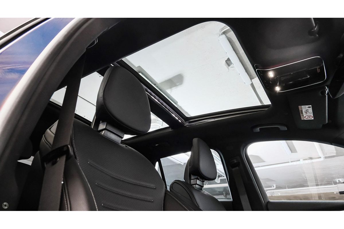 2025 Mercedes-Benz GLC-Class GLC300 X254