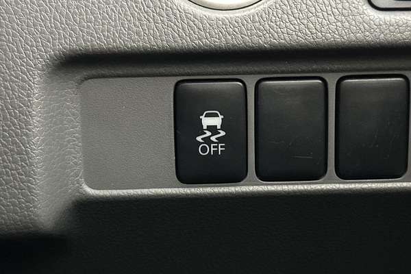 2017 Mitsubishi Triton Exceed MQ 4X4