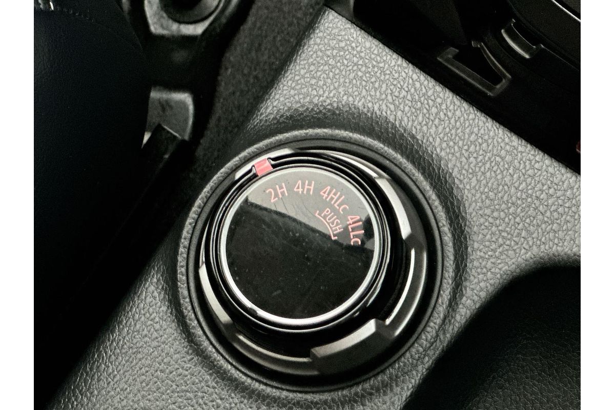 2017 Mitsubishi Triton Exceed MQ 4X4