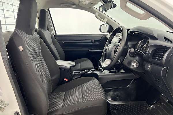 2022 Toyota Hilux Workmate TGN121R Rear Wheel Drive thumb-8