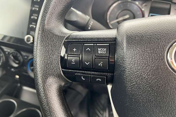 2022 Toyota Hilux Workmate TGN121R Rear Wheel Drive thumb-11