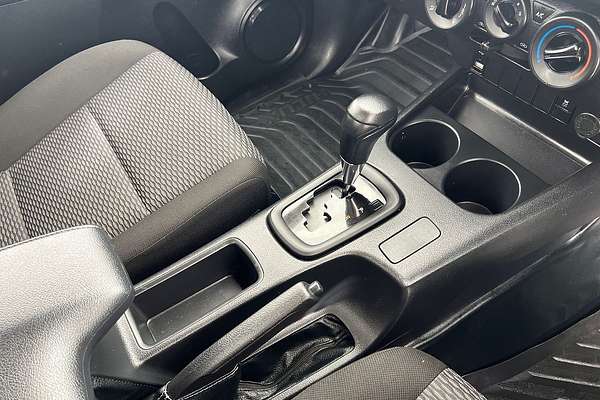 2022 Toyota Hilux Workmate TGN121R Rear Wheel Drive thumb-15