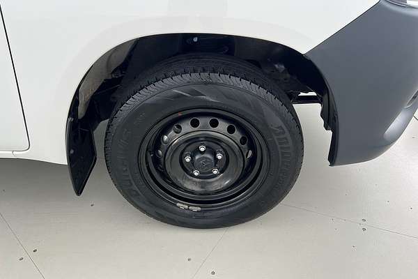 2022 Toyota Hilux Workmate TGN121R Rear Wheel Drive thumb-17