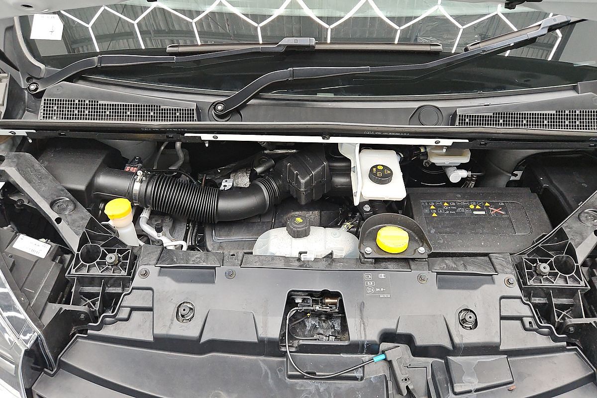 2022 Renault Trafic Pro X82 SWB Low Roof