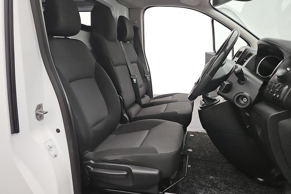 2022 Renault Trafic Pro X82 SWB Low Roof