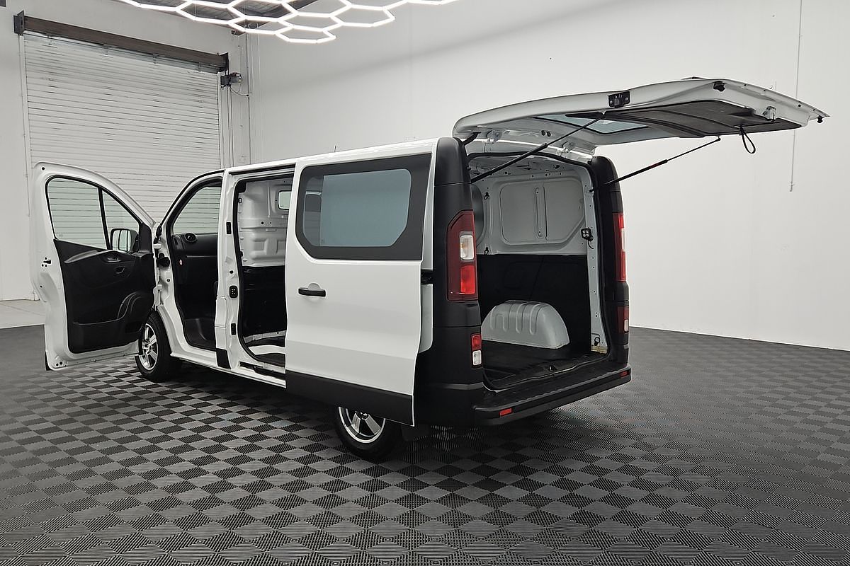 2022 Renault Trafic Pro X82 SWB Low Roof