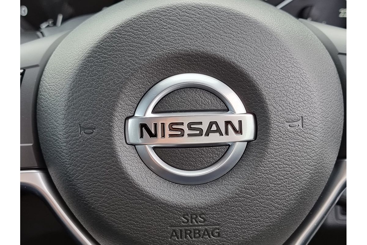 2025 Nissan Navara ST D23 4X4