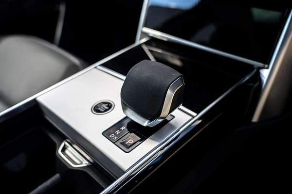 2025 Land Rover Range Rover D350 Autobiography L460 LWB