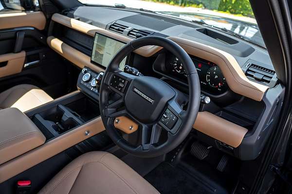 2025 Land Rover Defender 110 D350 X-Dynamic HSE L663