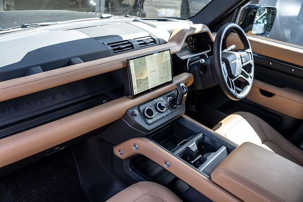 2025 Land Rover Defender 110 D350 X-Dynamic HSE L663