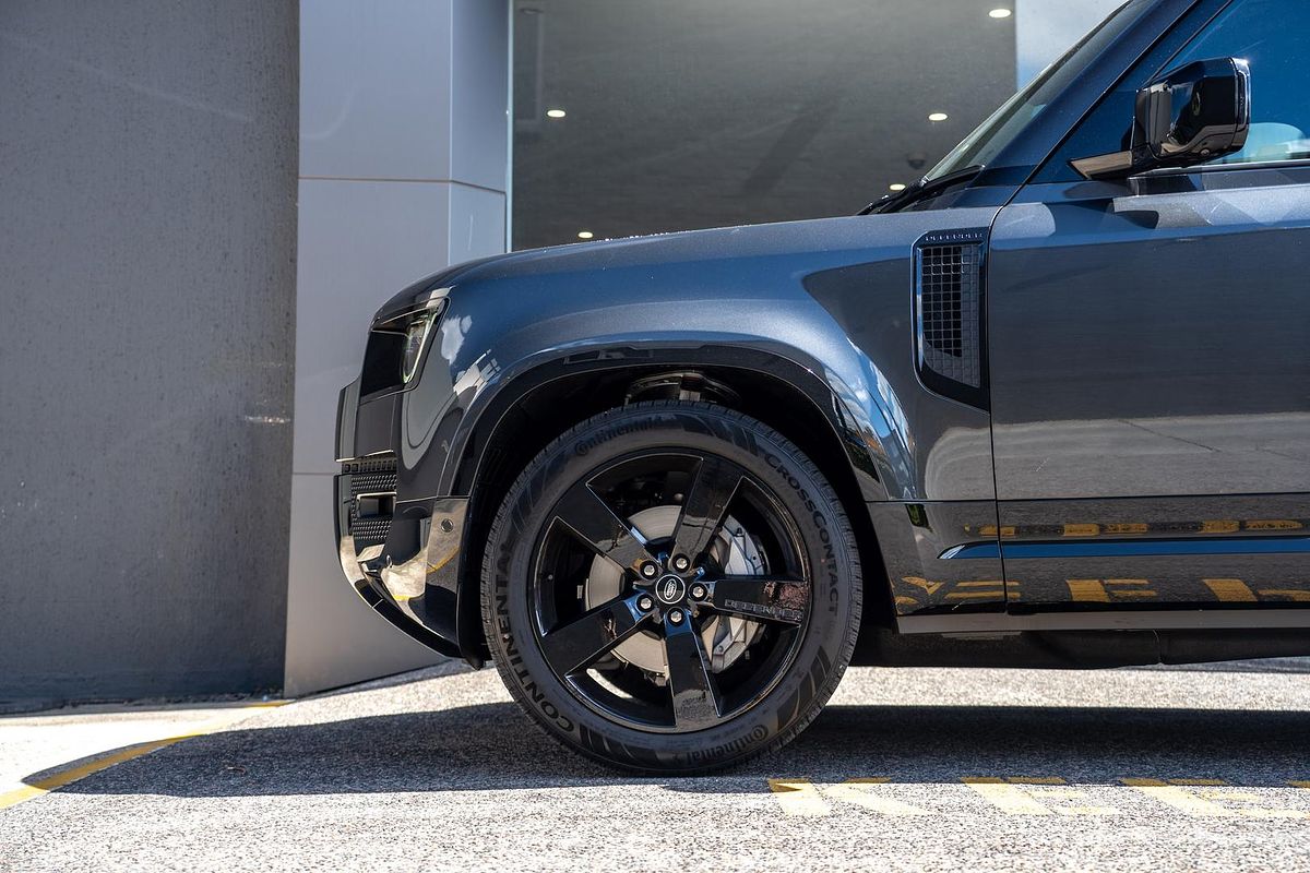 2025 Land Rover Defender 110 D350 X-Dynamic HSE L663