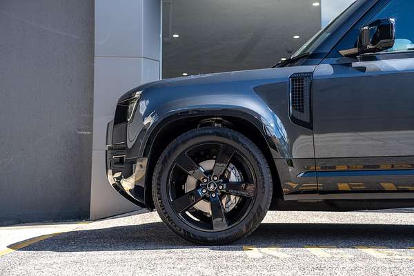 2025 Land Rover Defender 110 D350 X-Dynamic HSE L663