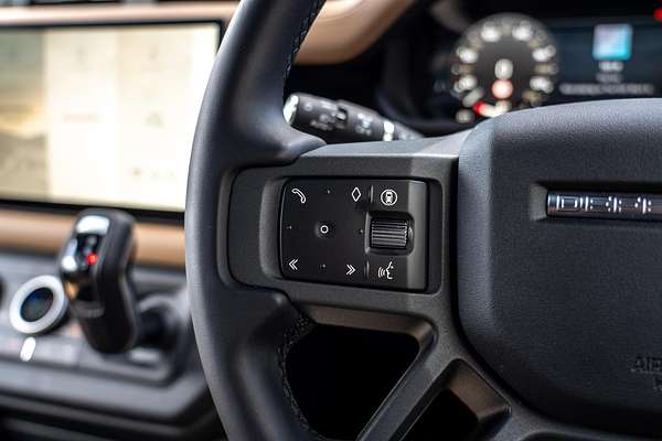 2025 Land Rover Defender 110 D350 X-Dynamic HSE L663