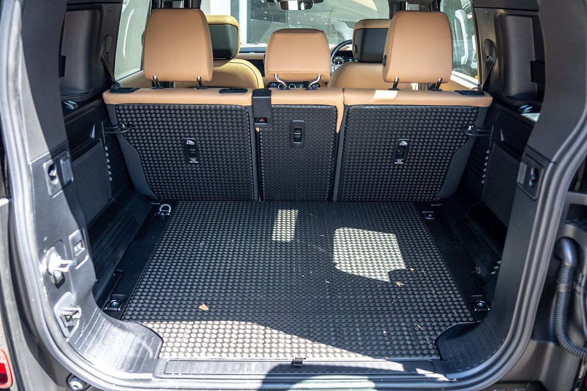 2025 Land Rover Defender 110 D350 X-Dynamic HSE L663