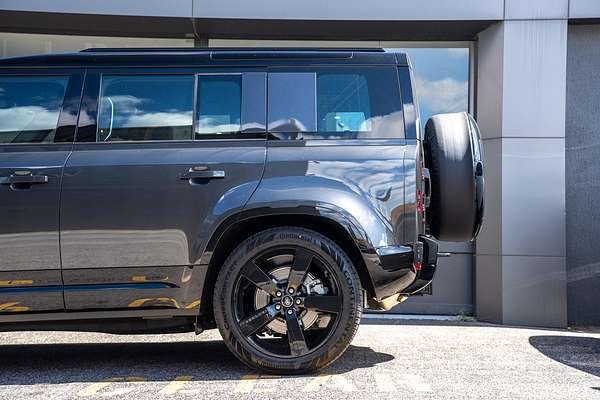 2025 Land Rover Defender 110 D350 X-Dynamic HSE L663