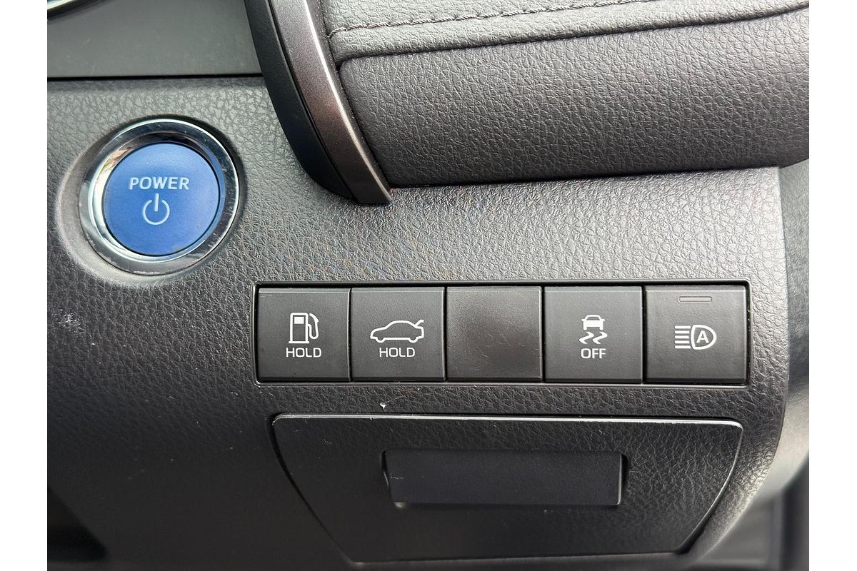 2021 Toyota Camry Ascent AXVH70R