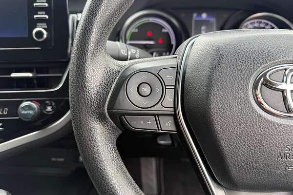 2021 Toyota Camry Ascent AXVH70R