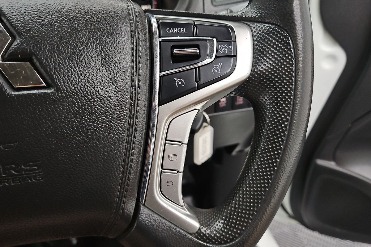 2021 Mitsubishi Triton GLX MR 4X4