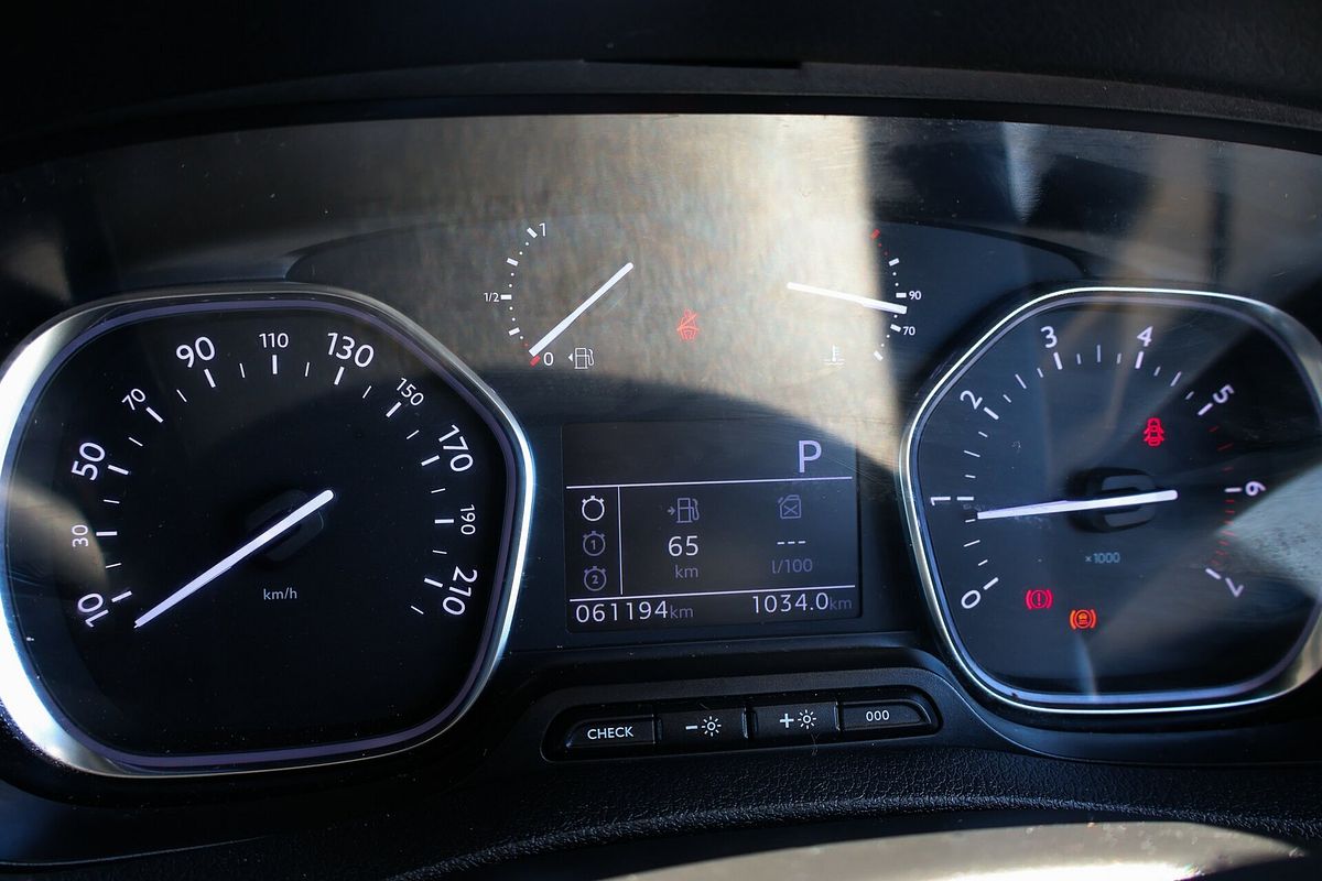 2023 Peugeot Expert Pro K0 SWB