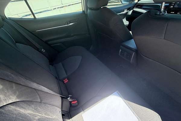 2021 Toyota Camry Ascent AXVH70R