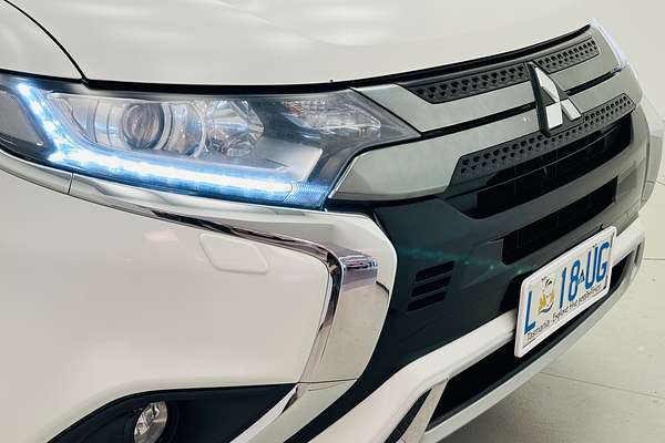 2020 Mitsubishi Outlander PHEV ES ZL