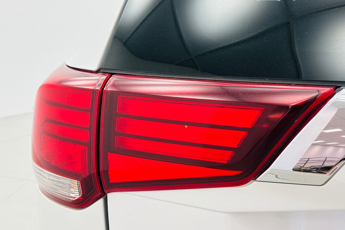 2020 Mitsubishi Outlander PHEV ES ZL