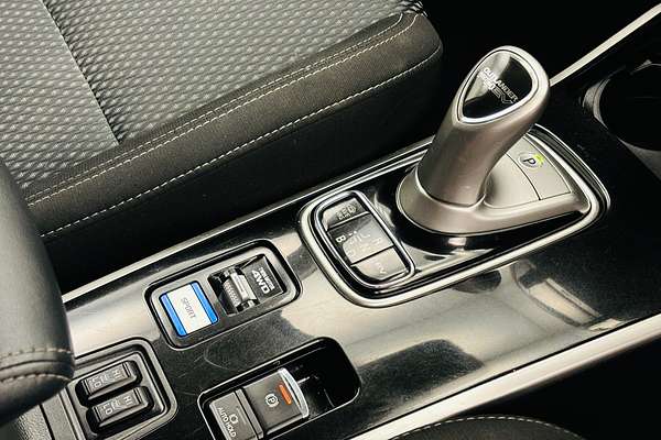 2020 Mitsubishi Outlander PHEV ES ZL