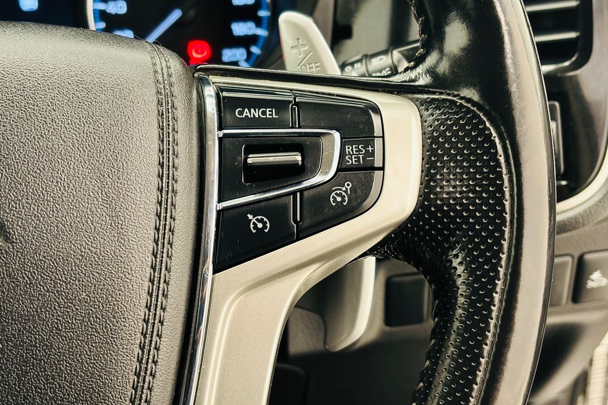 2020 Mitsubishi Outlander PHEV ES ZL