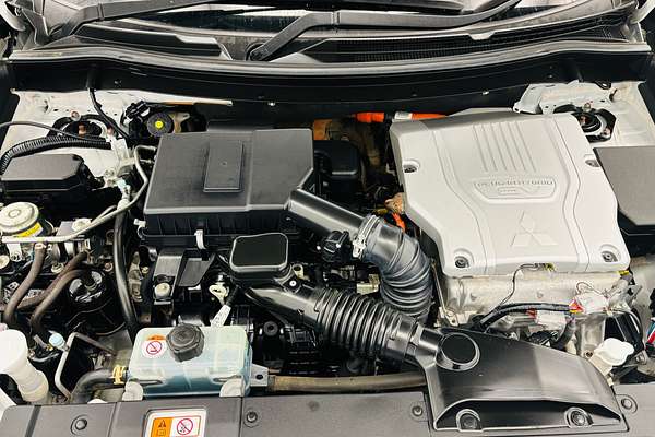 2020 Mitsubishi Outlander PHEV ES ZL