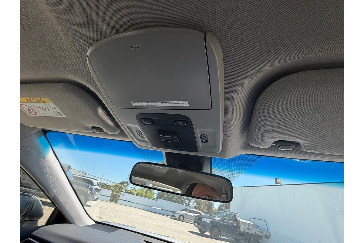 2021 Toyota Camry Ascent AXVH70R