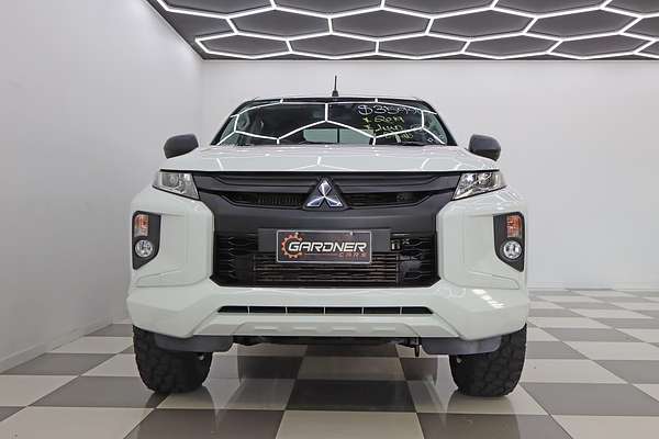 2019 Mitsubishi Triton GLX ADAS MR 4X4