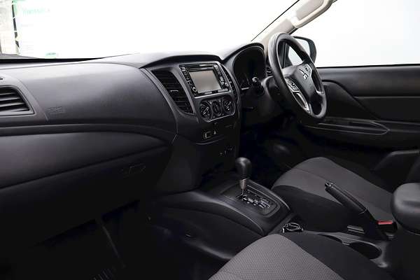 2019 Mitsubishi Triton GLX ADAS MR 4X4