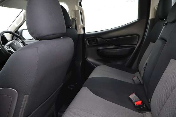 2019 Mitsubishi Triton GLX ADAS MR 4X4